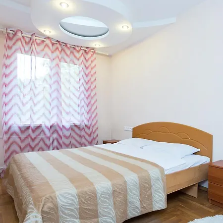 Apartament Roomer 30 *
